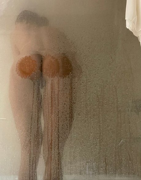 Amanda Albuquerque nude leaked OnlyFans photo #11