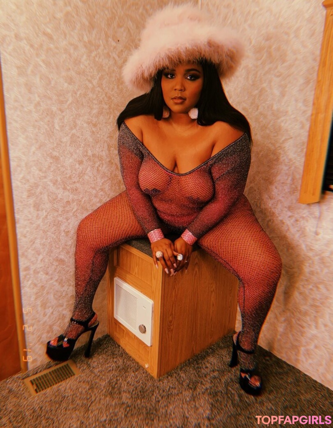 Lizzo Nude Leaked OnlyFans Photo #12