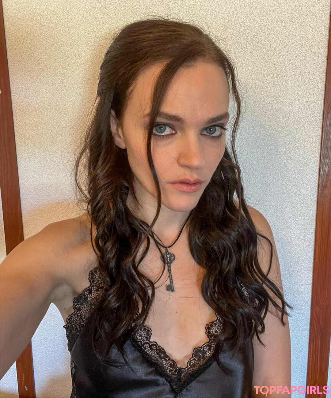 Madeline Brewer Nude Leaked OnlyFans Photo #4