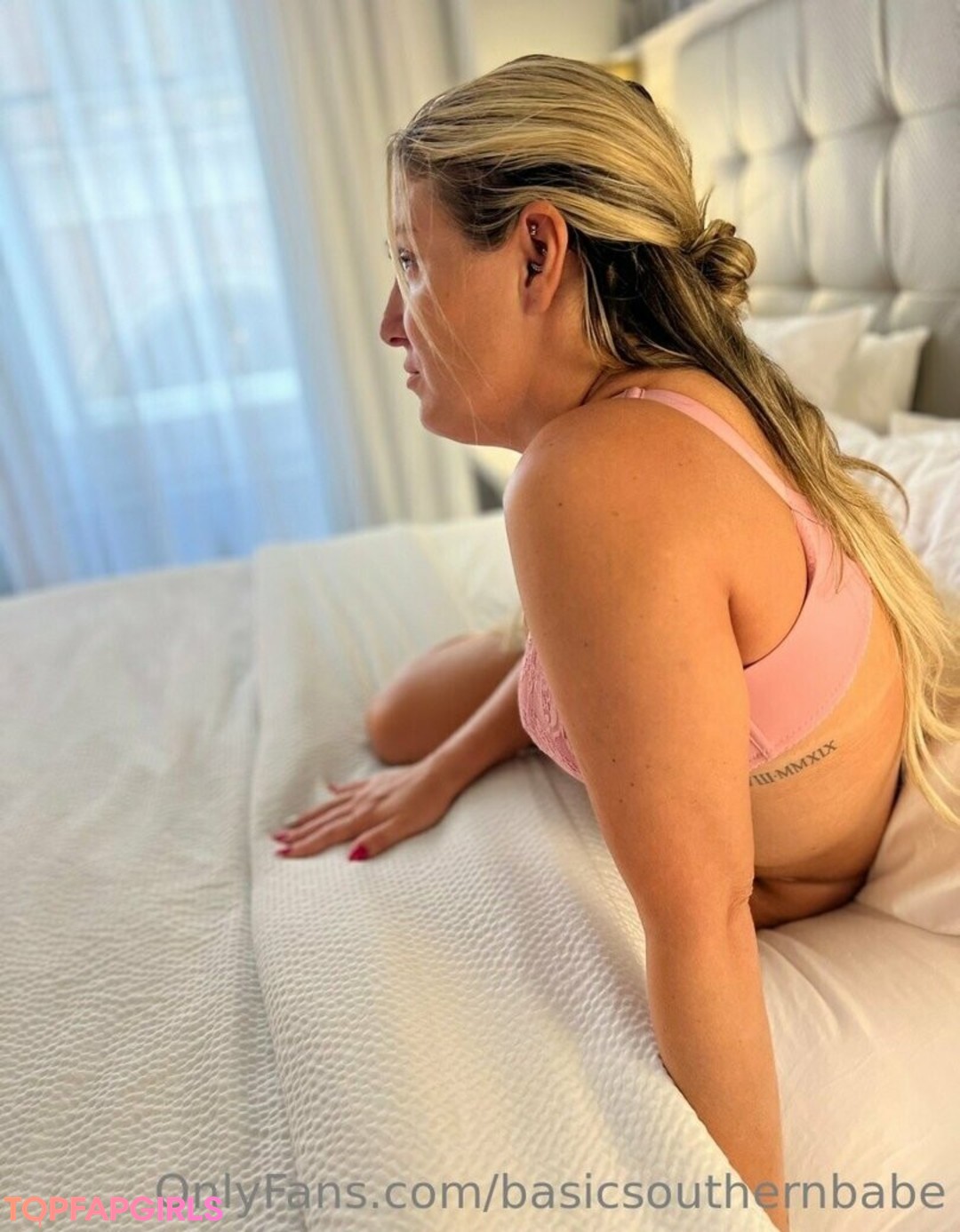 Basicsouthernbabe Nude Leaked OnlyFans Photo #35