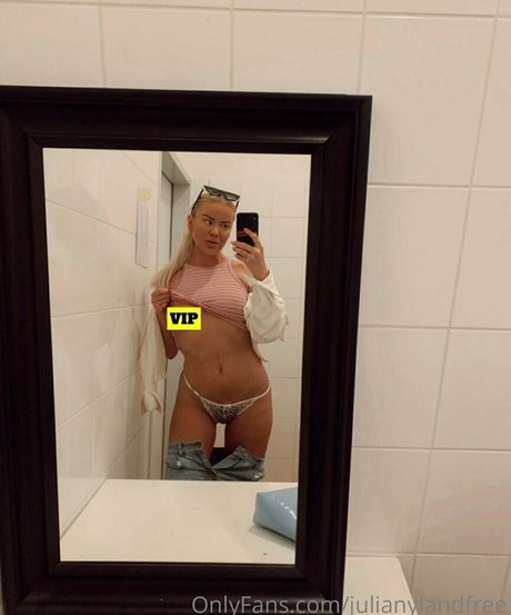 Julianylandfree nude leaked OnlyFans pic