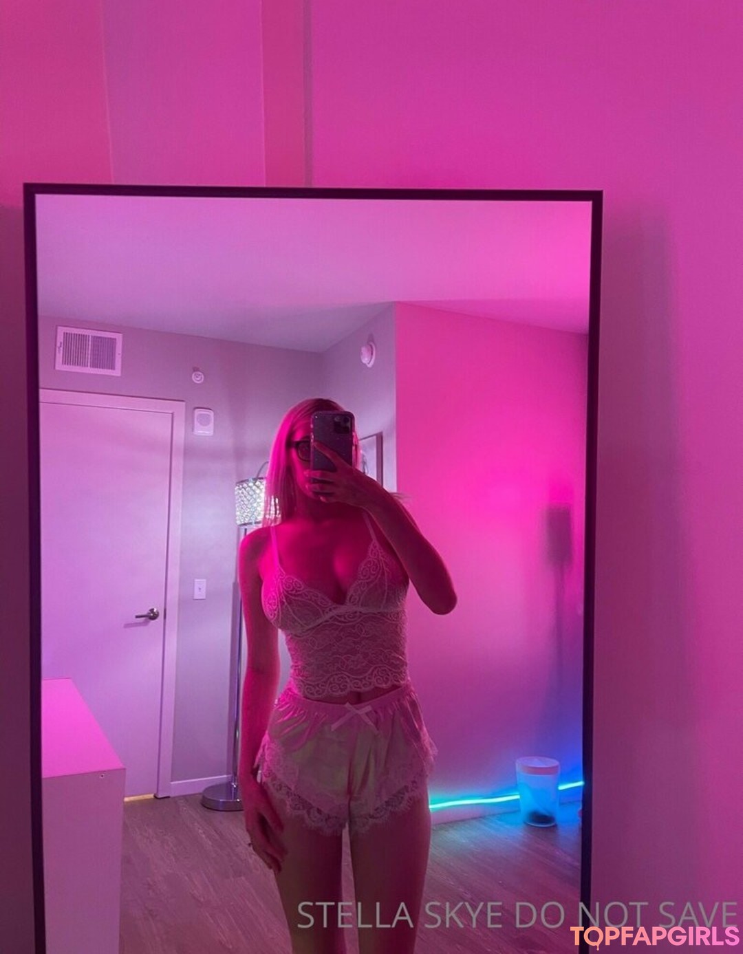 Girlfriendstellaskye Nude Leaked OnlyFans Photo #7