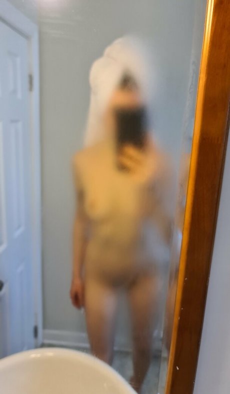 Lil_hanne nude leaked OnlyFans pic