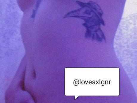 Loveaxlgnr nude leaked OnlyFans pic