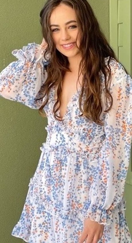 Mary Mouser nude leaked OnlyFans photo #1