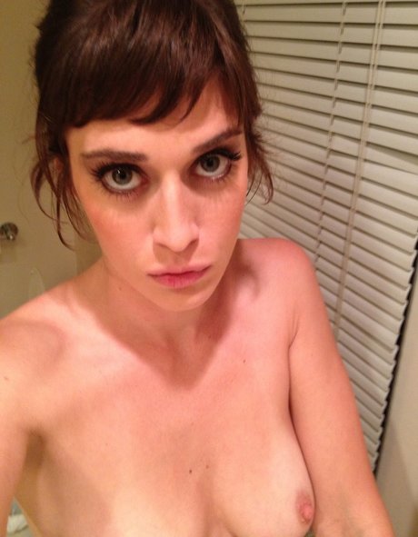 Lizzy Caplan nude leaked OnlyFans pic