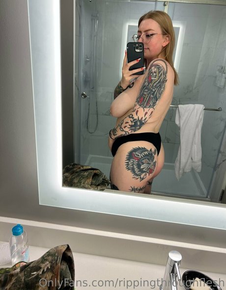 Rippingthroughflesh nude leaked OnlyFans pic
