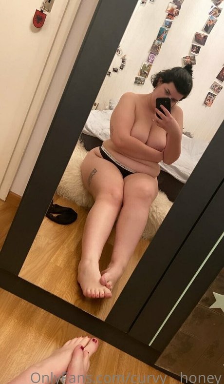 Curvy__honey nude leaked OnlyFans photo #2