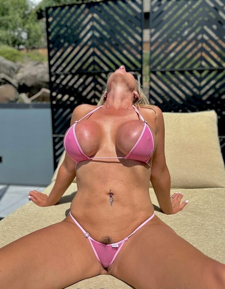 Ainsleedivine nude leaked OnlyFans pic
