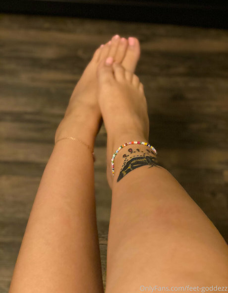 Feet-goddezz nude leaked OnlyFans photo #33