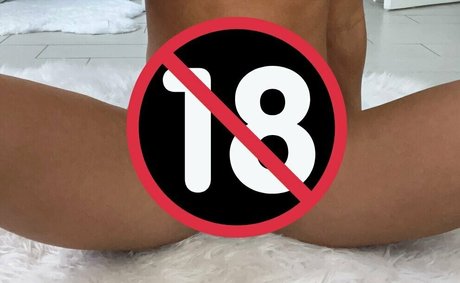 Gigipenaa nude leaked OnlyFans photo #18