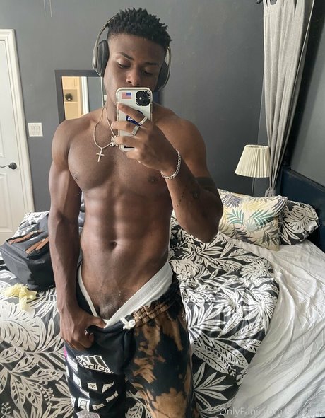 Prettyskinboi nude leaked OnlyFans pic