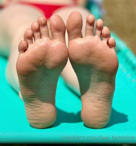 Feet_feminine nude leaked OnlyFans photo #11