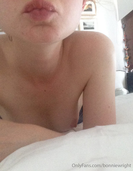 Bonnie Wright nude leaked OnlyFans photo #8