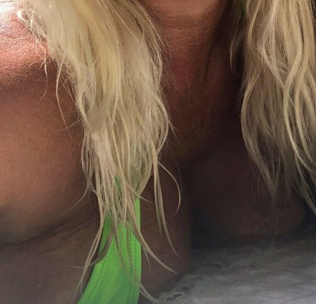 Linda Claridge nude leaked OnlyFans photo #17