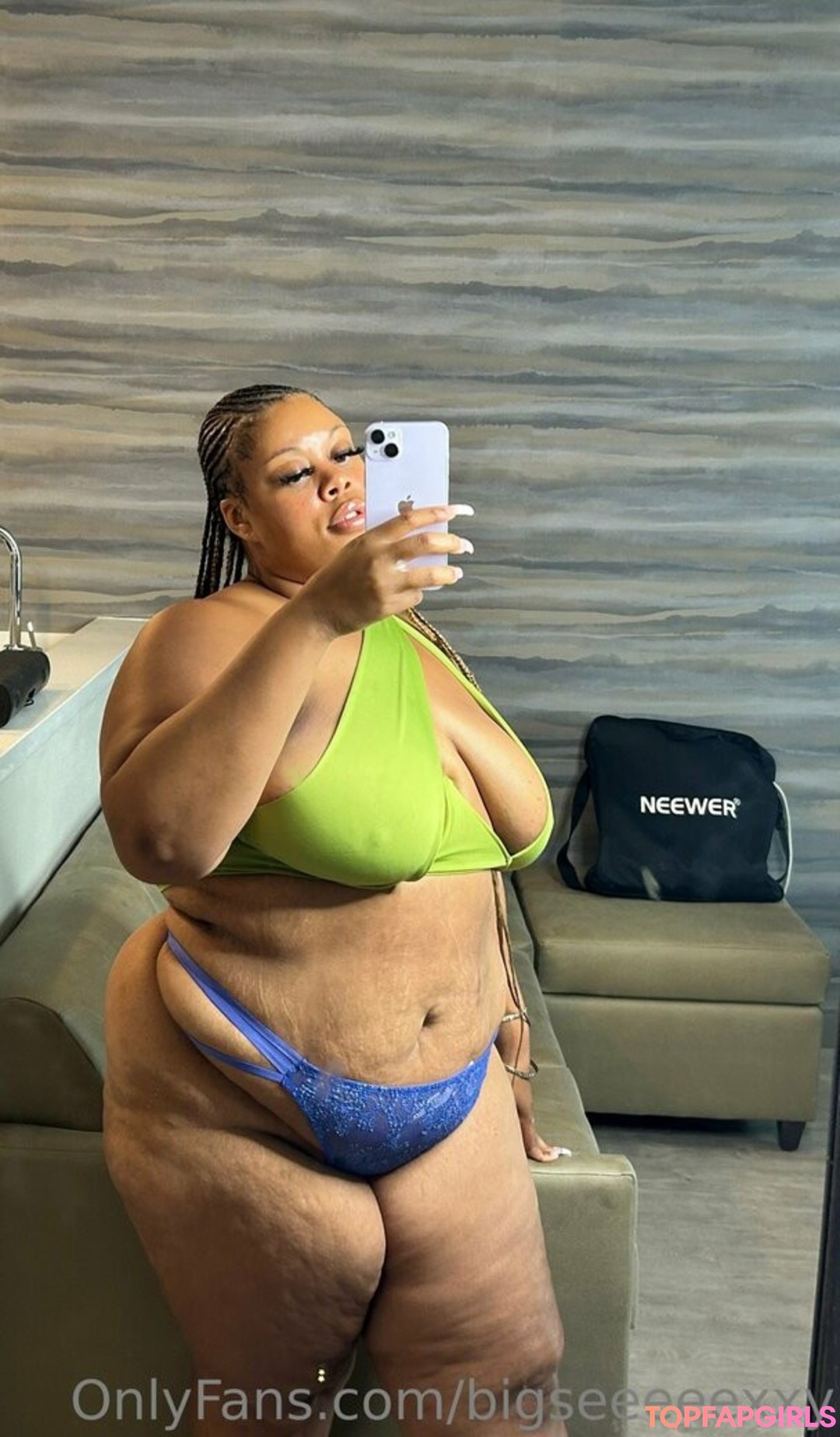 Bigseeeeexxy Nude Leaked OnlyFans Photo #458