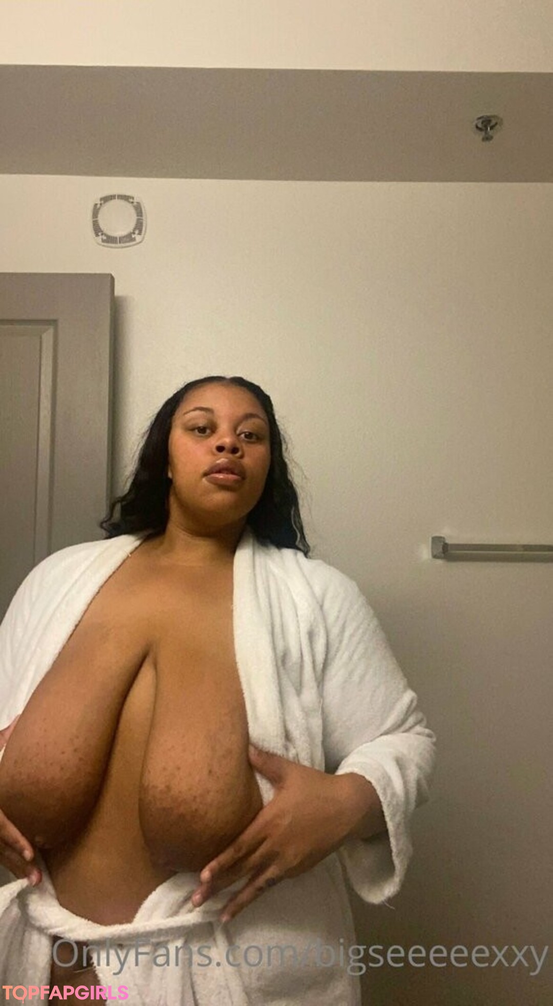 Bigseeeeexxy Nude Leaked OnlyFans Photo #447