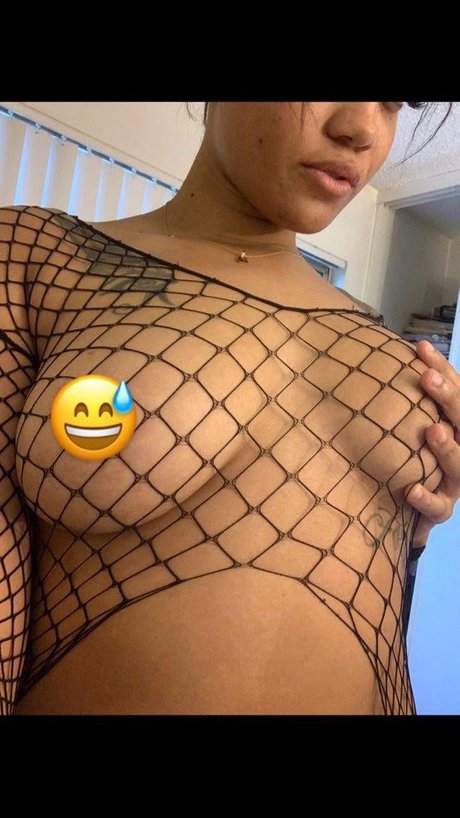 Essence nude leaked OnlyFans pic