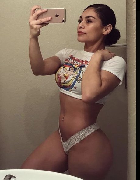Perla Jasmin nude leaked OnlyFans photo #45