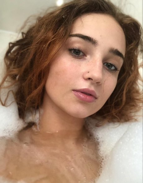 Scarlett Somebody nude leaked OnlyFans photo #18