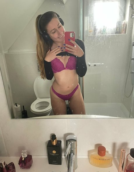 Kusjexlinde nude leaked OnlyFans pic