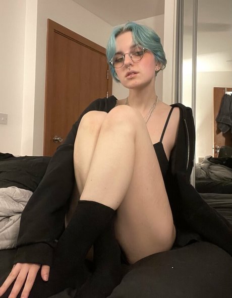 Lyracr0w0 nude leaked OnlyFans photo #21