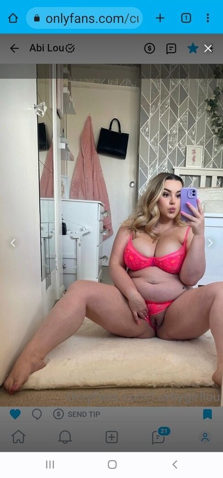 Curvygirllou nude leaked OnlyFans pic