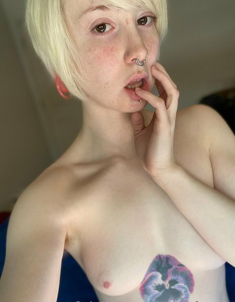 Divine-femme nude leaked OnlyFans pic