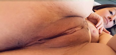 LoadsofLayla nude leaked OnlyFans pic