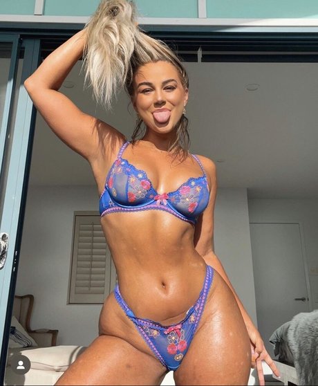 Karinaairby nude leaked OnlyFans pic