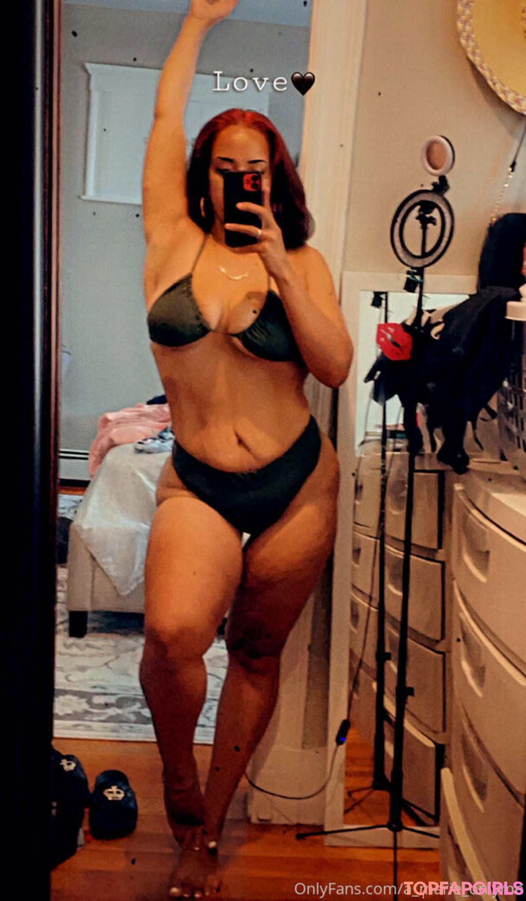 A_marie_onlyme Nude Leaked OnlyFans Photo #127