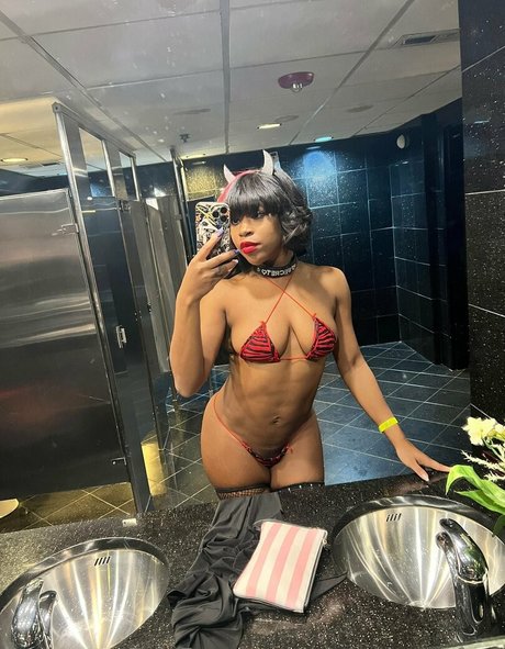 Krissyvictoryfree nude leaked OnlyFans pic