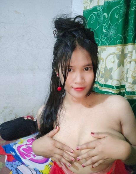 Mama Muda Anjani nude leaked OnlyFans pic