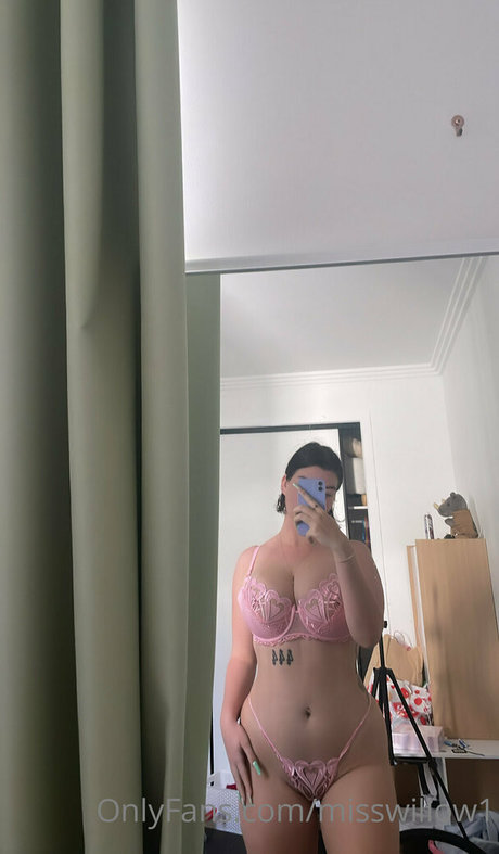 Phoebewillow nude leaked OnlyFans photo #6
