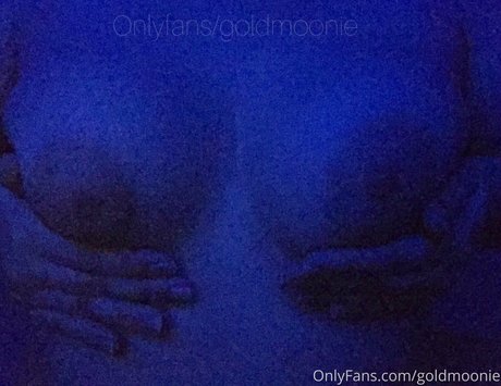 Goldmoonie nude leaked OnlyFans photo #29