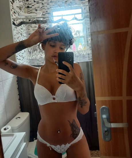 Yasmim Machado nude leaked OnlyFans photo #6