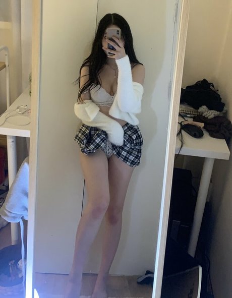 Yumi_03 nude leaked OnlyFans photo #4