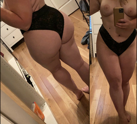 Mellymel333 nude leaked OnlyFans pic