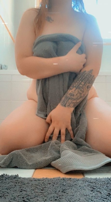 Raebabe11 nude leaked OnlyFans photo #11
