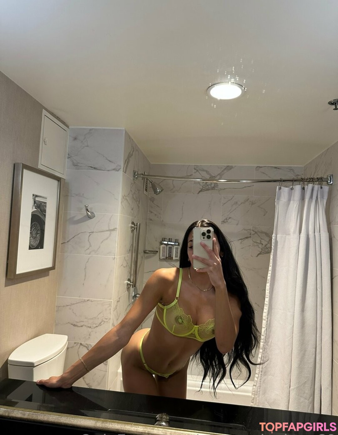 Ninasxclusives69 Nude Leaked OnlyFans Photo #3