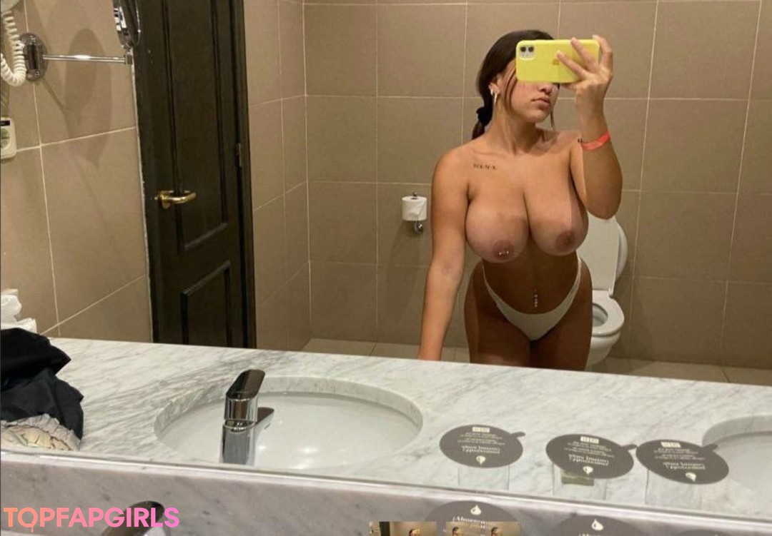 Kiara Rosario Nude Leaked OnlyFans Photo #14