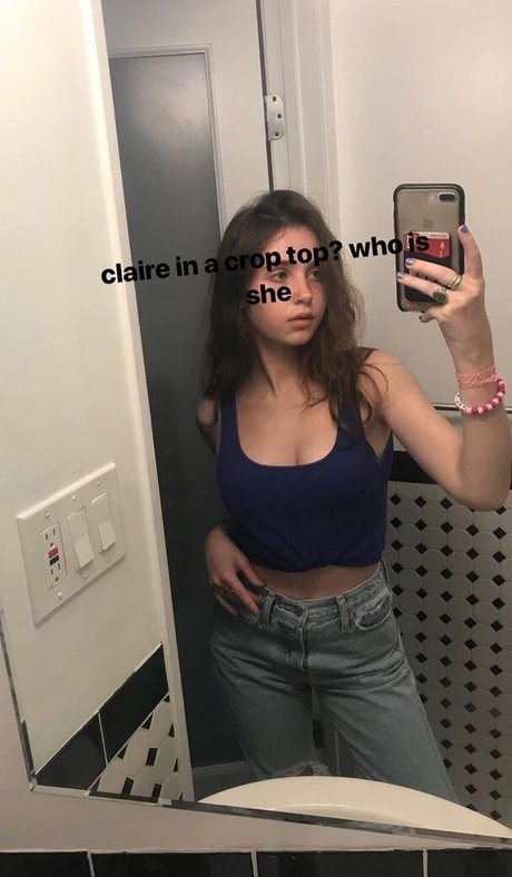 Clairo nude leaked OnlyFans pic