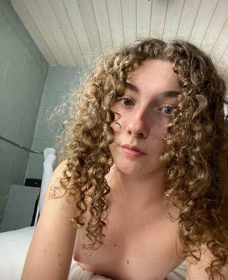 Ivy Elle nude leaked OnlyFans pic