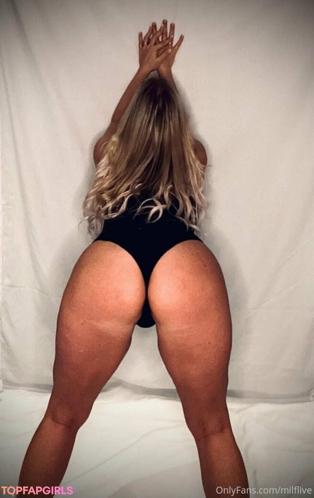 Housewifeofnorway Nude Leaked OnlyFans Photo #5