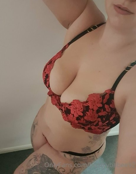 Bustyybabee92 nude leaked OnlyFans pic