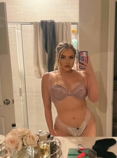 RachRyan nude leaked OnlyFans pic