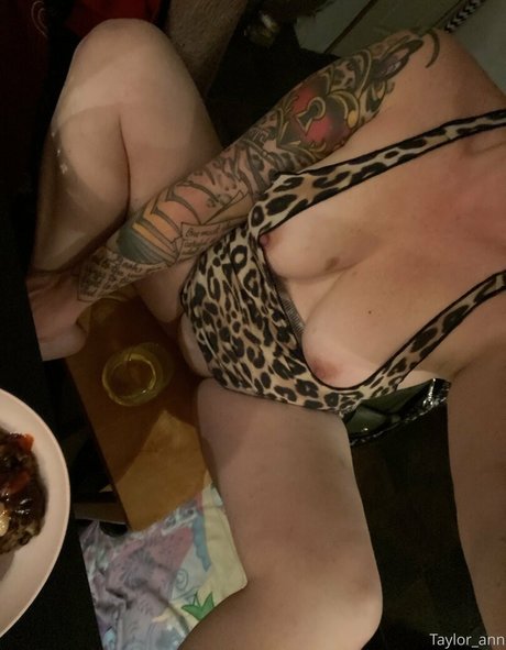 Taylorann69 nude leaked OnlyFans photo #8