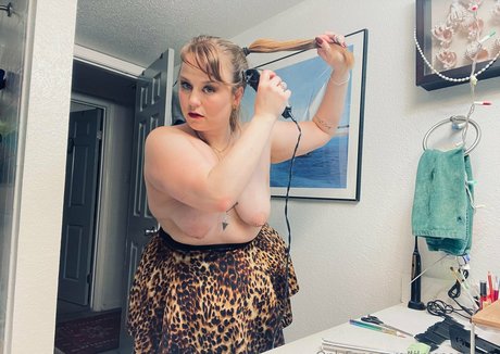 Lilmspeggysue nude leaked OnlyFans photo #8