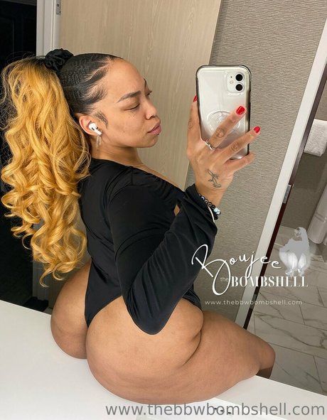 Boujeebombshell nude leaked OnlyFans pic