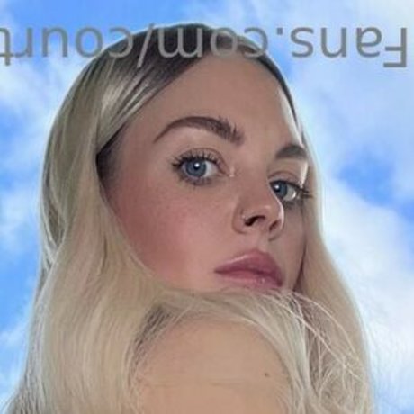 CourtneySmoke nude leaked OnlyFans pic